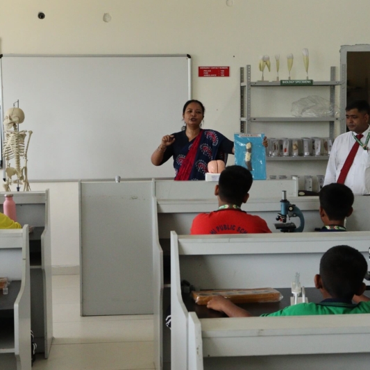 Laboratory-Visit-2025-10