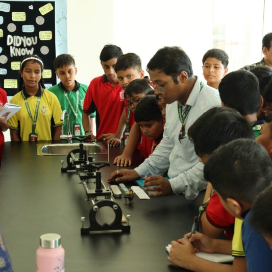 Laboratory-Visit-2025-9