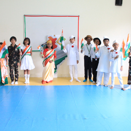 Fancy-Dress-Competition-10